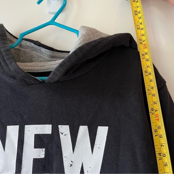 🌼 5/$25 New York Graphic Hoodie Black Youth Size 7/8 by Sears Cozy Athleisure - Picture 6 of 11